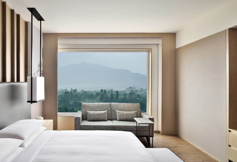سوییت اجرایی, Kathmandu Marriott