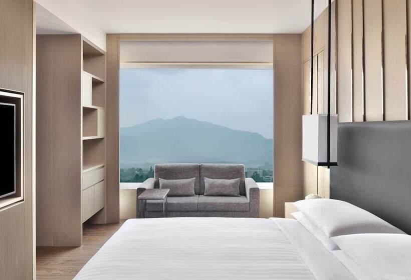 سوییت اجرایی, Kathmandu Marriott