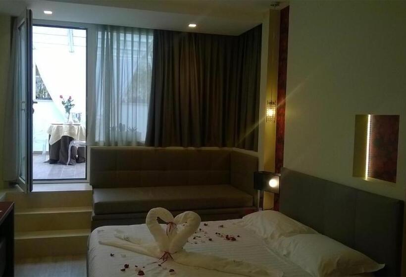سوئیت با وان آب گرم, Principe Relais Suite & Spa