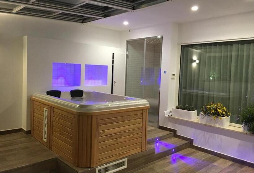 سوئیت با وان آب گرم, Principe Relais Suite & Spa