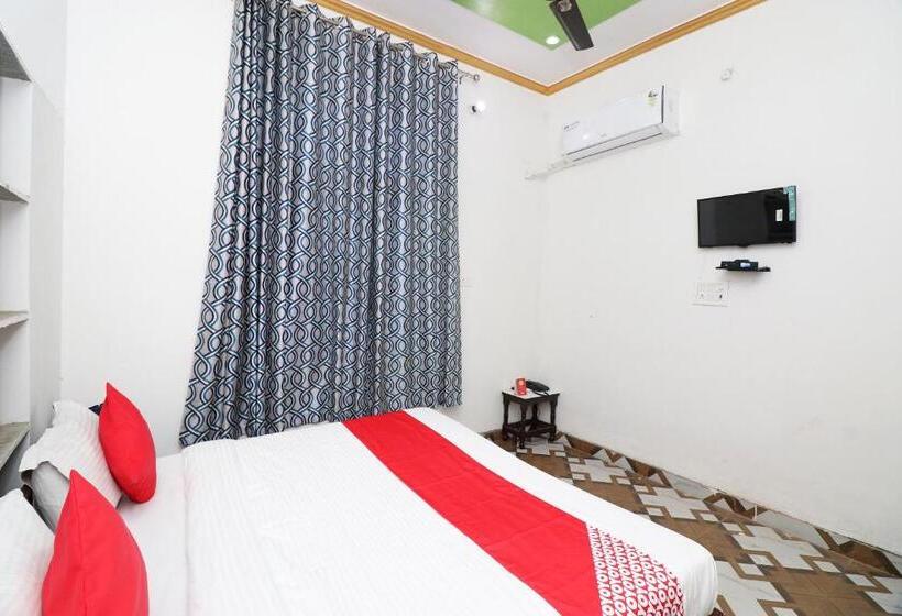 اتاق کلاسیک سه تخته, 4 U By Oyo Rooms