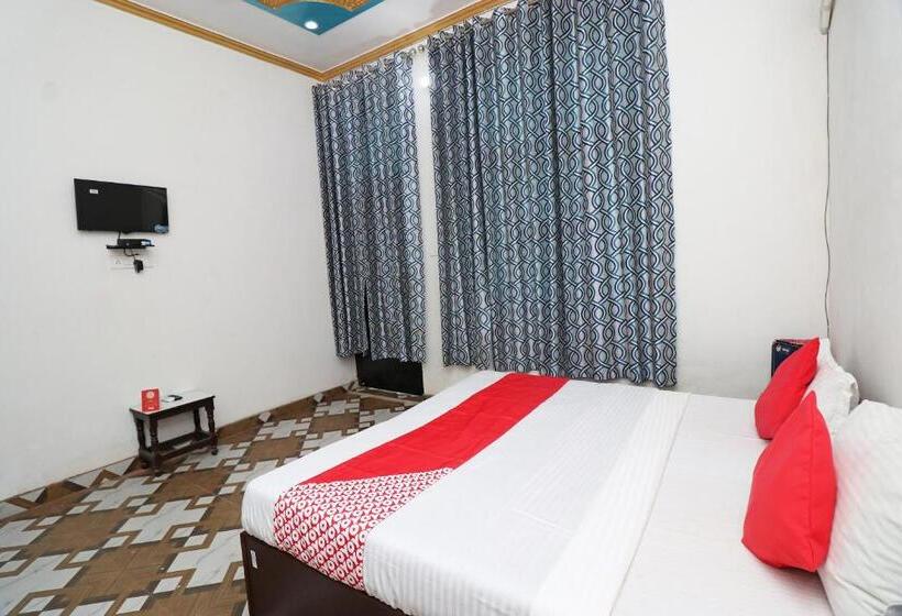 اتاق کلاسیک سه تخته, 4 U By Oyo Rooms