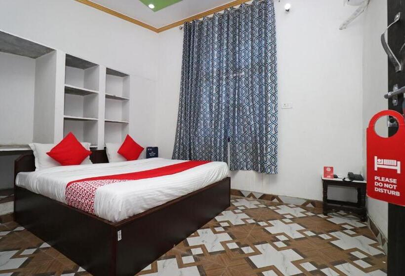 اتاق کلاسیک سه تخته, 4 U By Oyo Rooms
