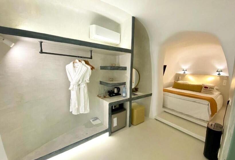Номер Deluxe с Террасой, Edem Boutique