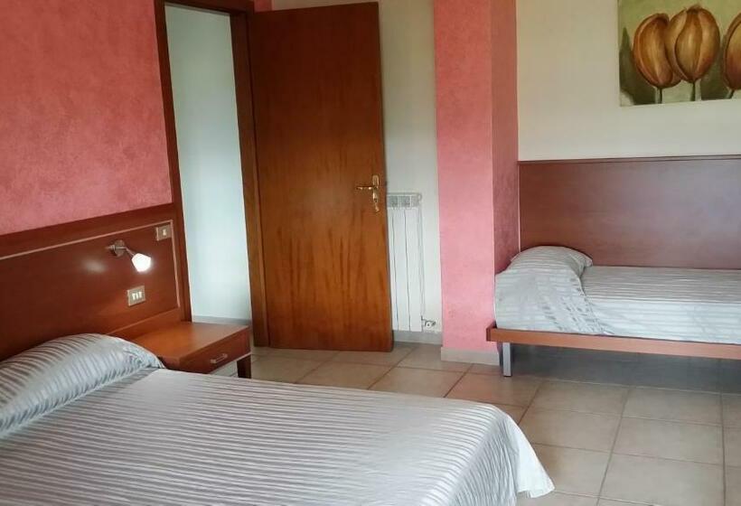 Номер Стандарт Трехместный, B&b Il Tulipano
