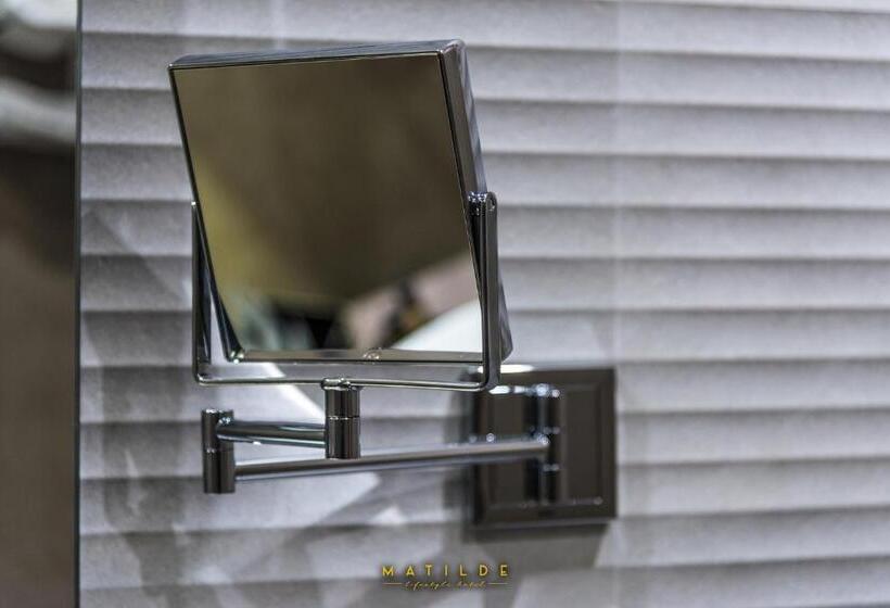 اتاق استاندارد یک نفره, Matilde  Lifestyle