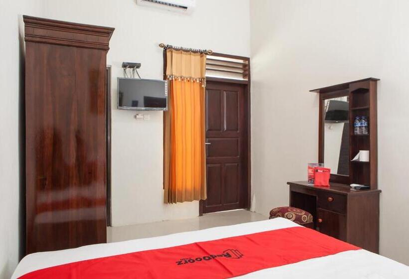 Номер Стандарт, Reddoorz Near Banyuwangi Baru Station