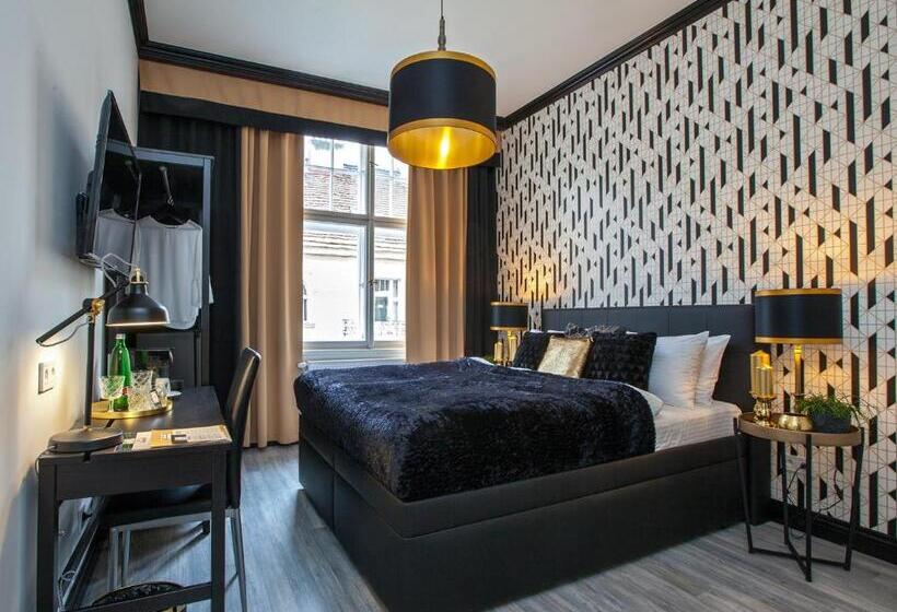 اتاق استاندارد, Golden Prague Rooms