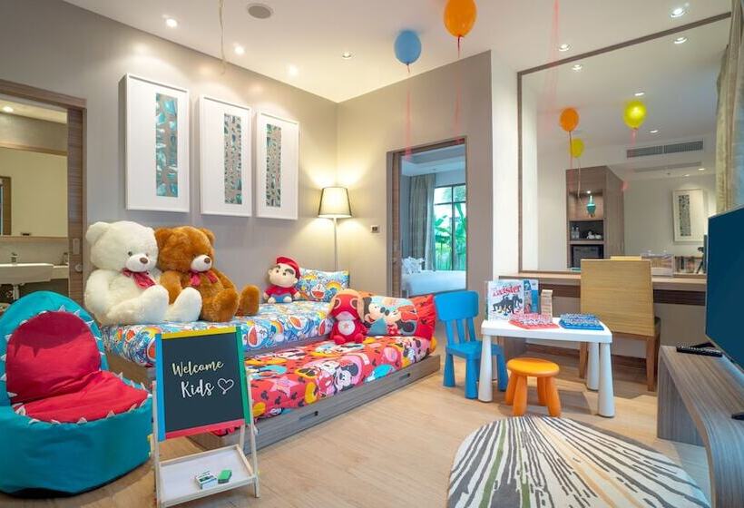 家庭套房, Holiday Inn Resort Phuket Karon Beach, An Ihg
