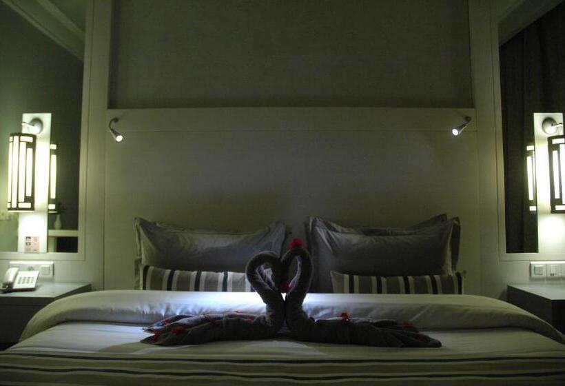سوئیت سینیور, Djerba Plaza Thalasso & Spa