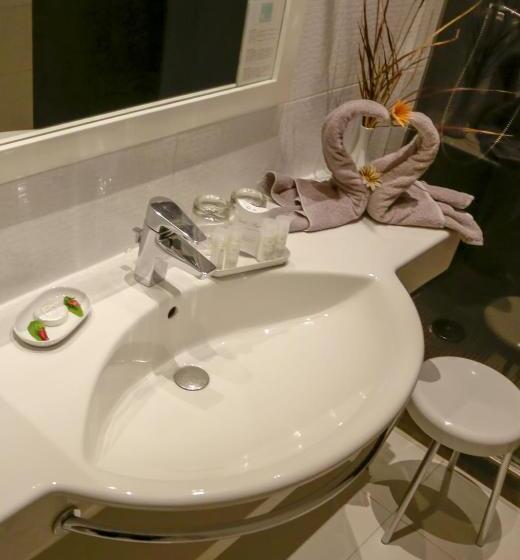 اتاق استاندارد چهار تخته, Djerba Plaza Thalasso & Spa
