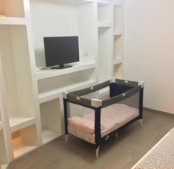 استودیوی لوکس, B&b Stefyld