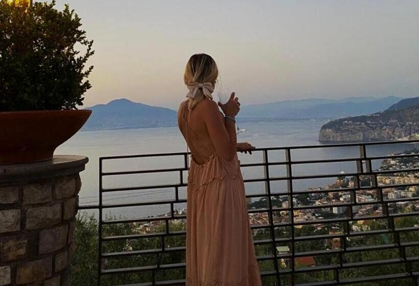 Полулюкс Вид на Море, Romantic Relais Sorrento