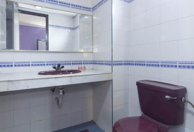 اتاق استاندارد, Comfort Hotel 2 By Oyo Rooms
