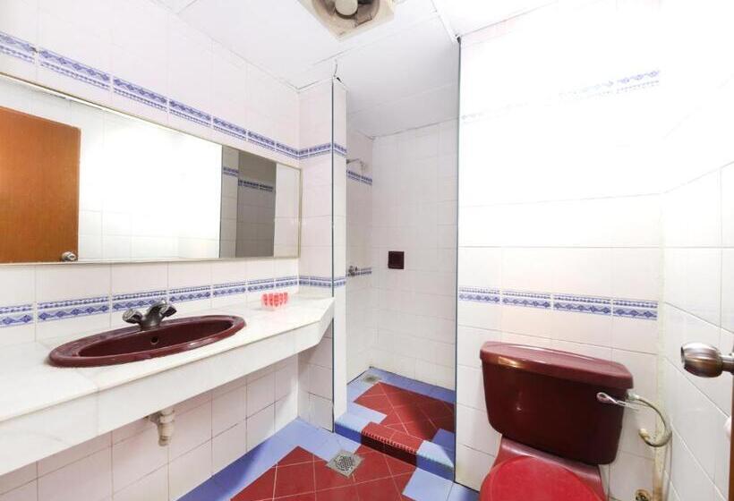 سوییت خانوادگی, Comfort Hotel 2 By Oyo Rooms