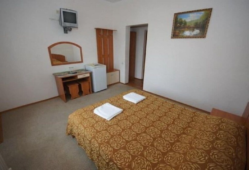패밀리 룸, Lera Guest House