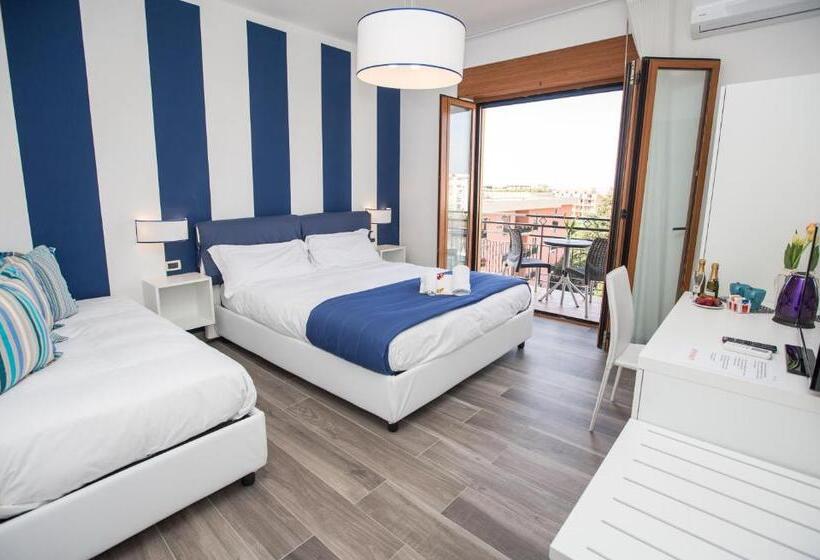 اتاق استاندارد با بالکن و چشم‌انداز دریا, Sea Room Sorrento