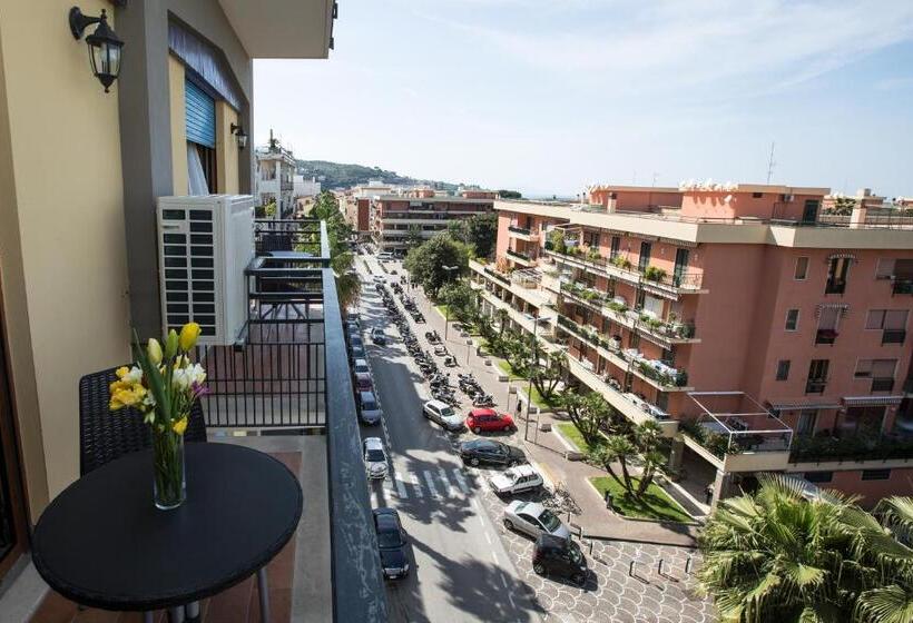 اتاق استاندارد با چشم‌انداز دریا, Sea Room Sorrento