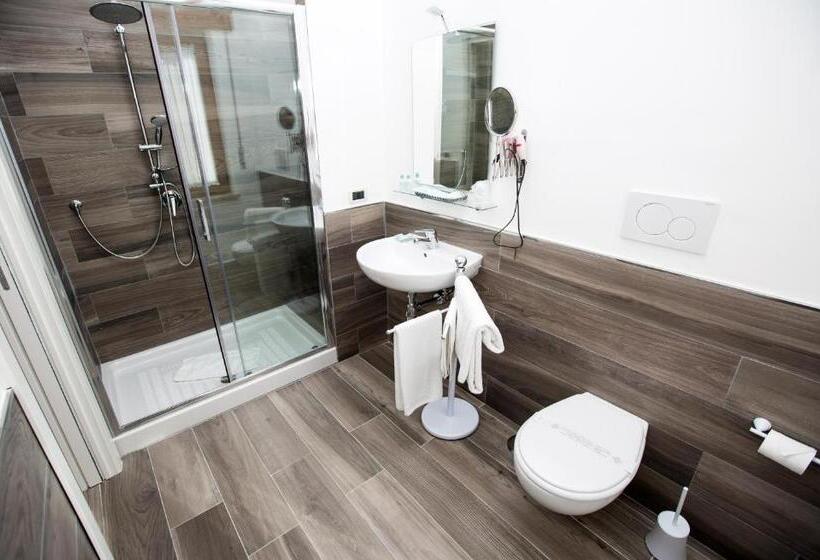 اتاق استاندارد با تخت بزرگ, Sea Room Sorrento