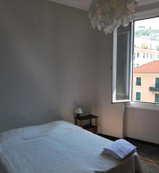 Quarto Estandar Banheiro Compartilhado, Albergo La Vela