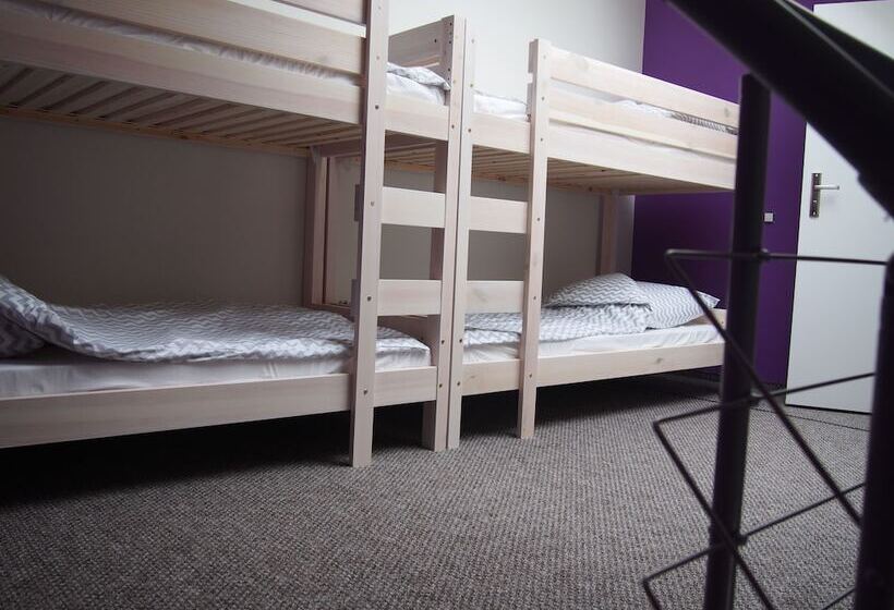 اتاق استاندارد, Moon Hostel Poznań