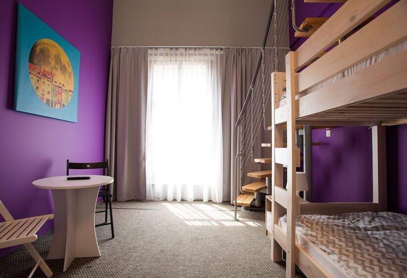 اتاق استاندارد, Moon Hostel Poznań