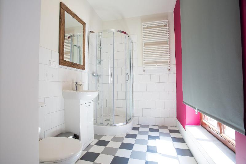 اتاق استاندارد چهار تخته, Moon Hostel Poznań