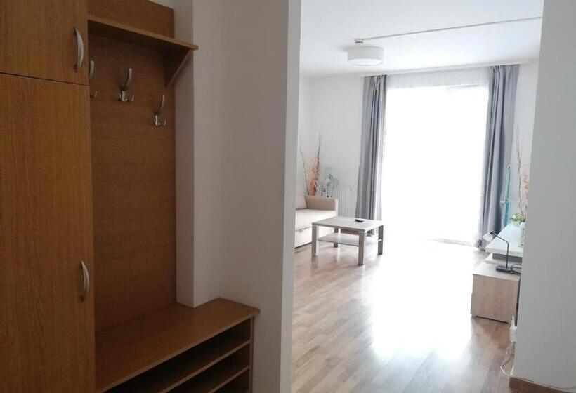 Apartamento 2 Dormitórios, Corvin Holiday Apartments