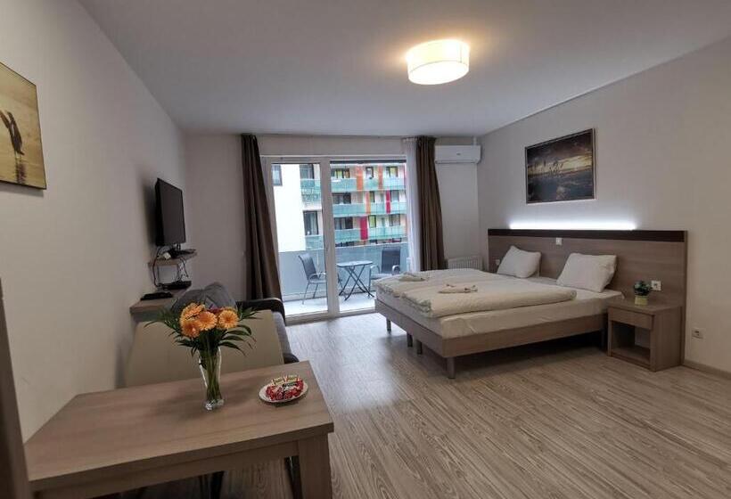 Estúdio Familiar, Corvin Holiday Apartments