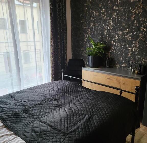 آپارتمان لوکس 1 خوابه, Moon Hostel Poznań