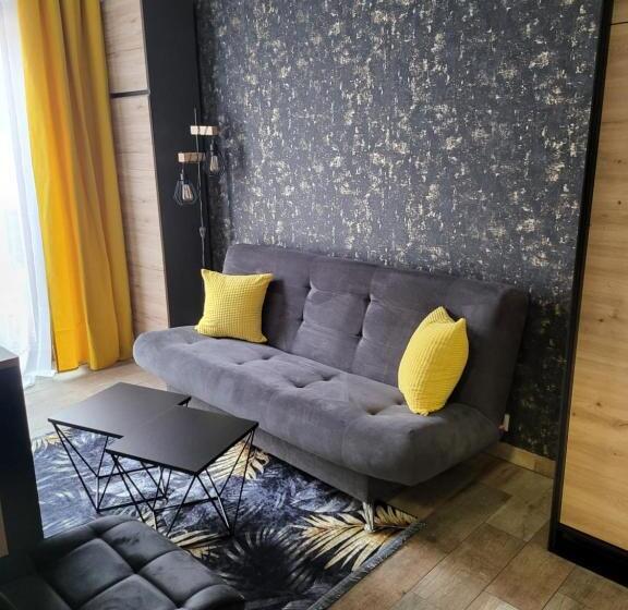 آپارتمان لوکس 1 خوابه, Moon Hostel Poznań