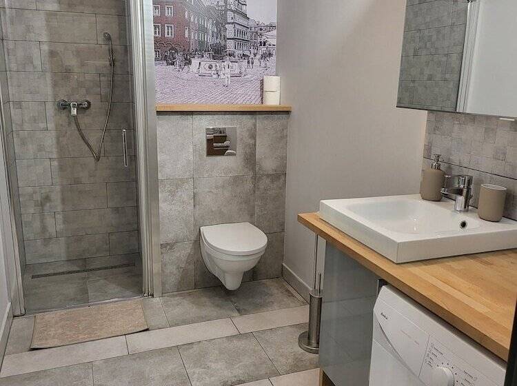 آپارتمان لوکس 1 خوابه, Moon Hostel Poznań