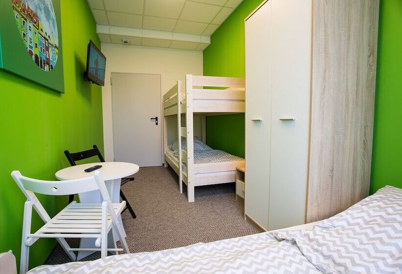 اتاق استاندارد, Moon Hostel Poznań