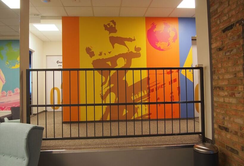 اتاق استاندارد چهار تخته, Moon Hostel Poznań