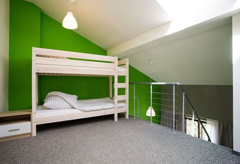 اتاق استاندارد, Moon Hostel Poznań