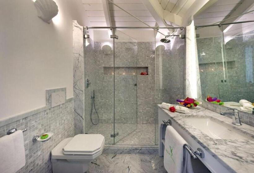سوئیت با تخت بزرگ, Villa Silvana Relais