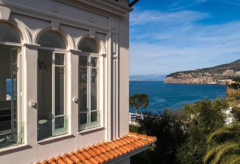 سوئیت با تخت بزرگ, Villa Silvana Relais
