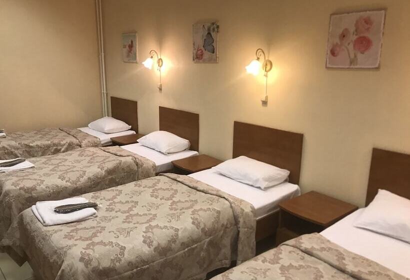 اتاق استاندارد چهار تخته, Good Cat   Hostel