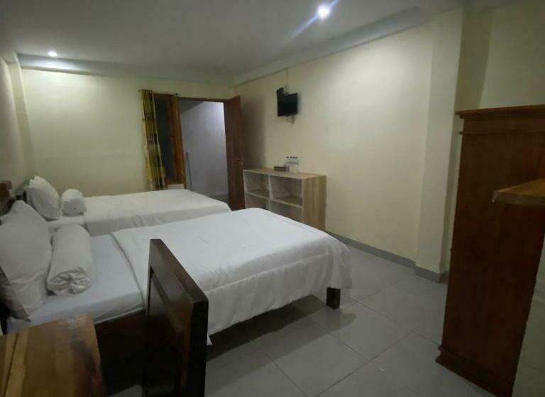 اتاق لوکس خانوادگی, Pesona Bali Room And Restaurant