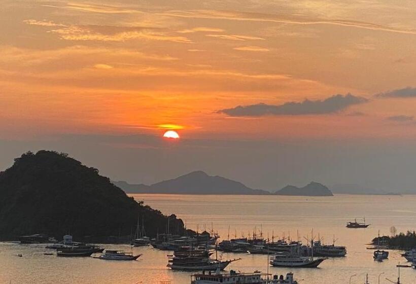 اتاق لوکس با چشمانداز دریا, Pesona Bali Room And Restaurant