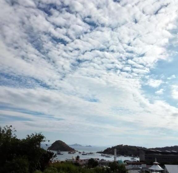 اتاق لوکس با چشمانداز دریا, Pesona Bali Room And Restaurant