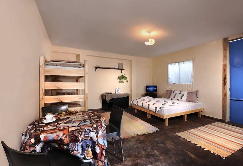 Pokój Rodzinny, Spice Quarter Inn