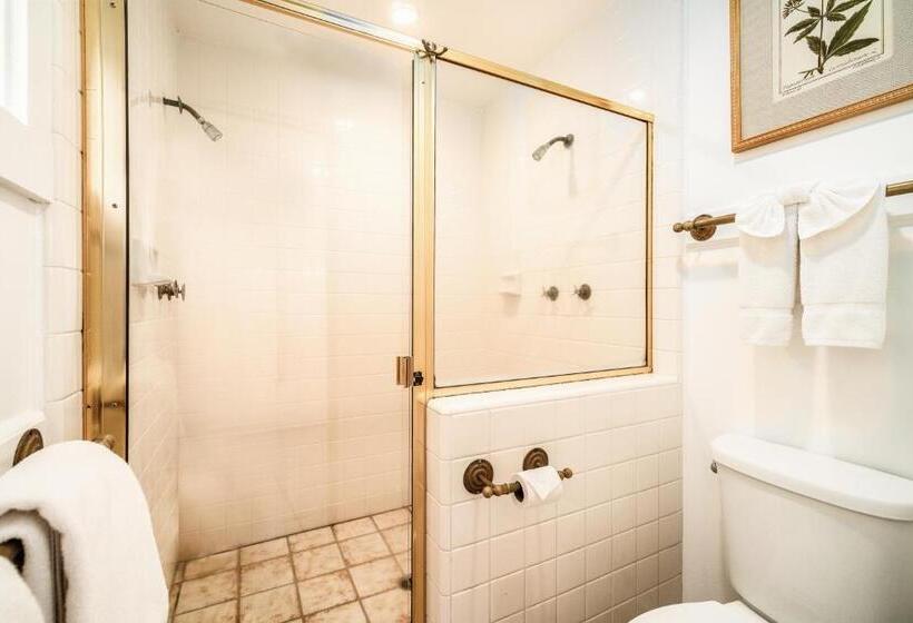 스위트 킹사이즈 침대, Agate Cove Inn