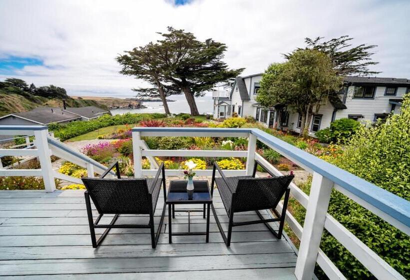 스위트 킹사이즈 침대, Agate Cove Inn