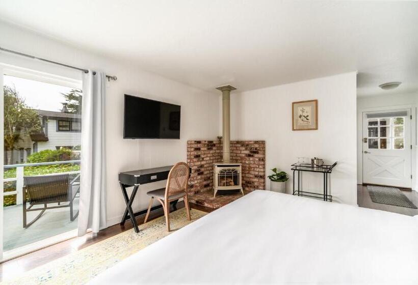 발코니가 있는 스위트, Agate Cove Inn