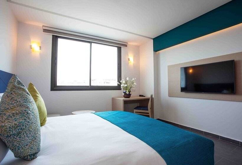 سوییت جونیور, Relax Hotel Casa Voyageurs