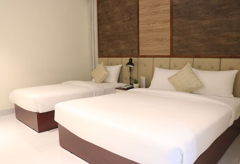 اتاق استاندارد سه نفره, Lcs Hotel & Apartment