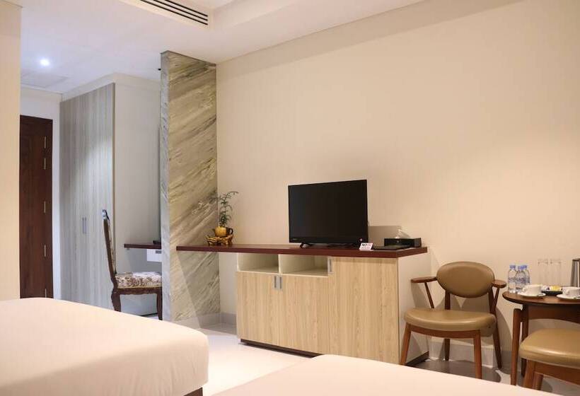 اتاق استاندارد سه نفره, Lcs Hotel & Apartment
