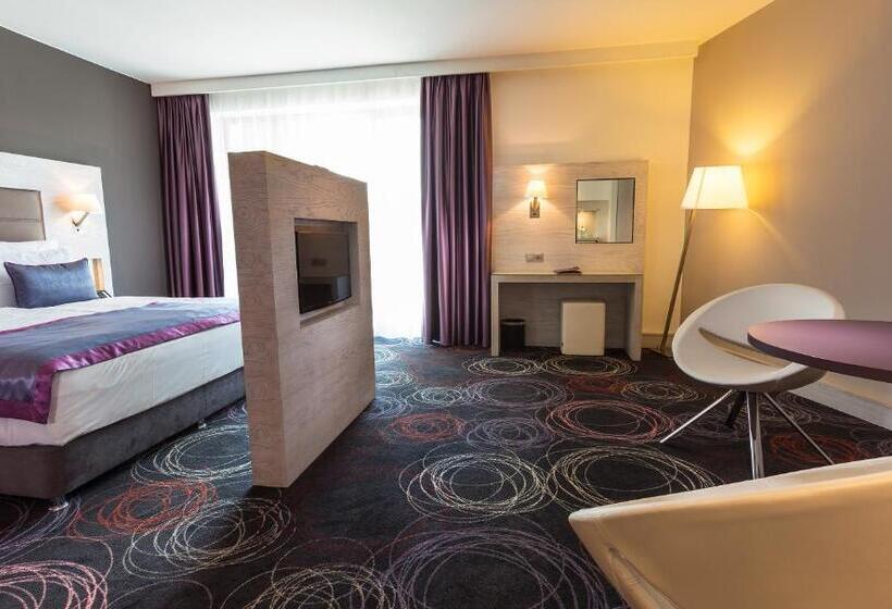 اتاق استاندارد برای معلولان, Aura Hotel   Adults Only