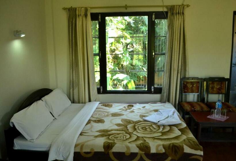اتاق استاندارد, Chitwan Village Resort